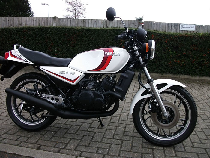 1980 Yamaha RD350LC Right Side.JPG