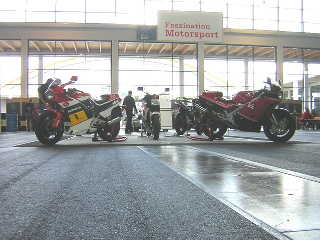 M2.JPG
