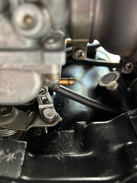 Vergaser li RD350 Aug 2024.jpg