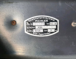 RD Hocker Typenschild.jpg