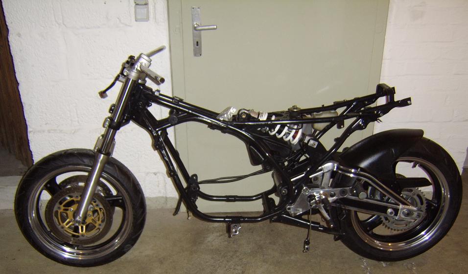 4L0 1.jpg