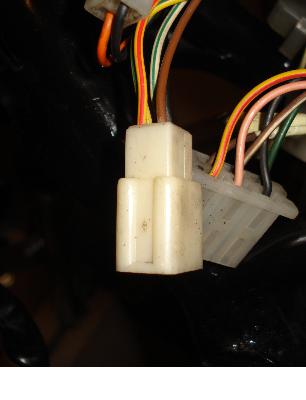 DSC03538-Stecker.jpg