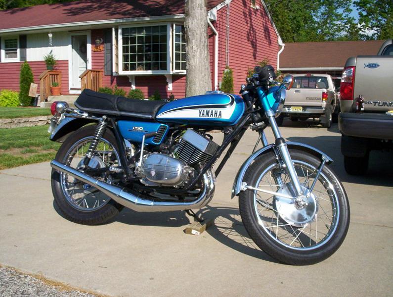 RD250 Classic Chr.JPG