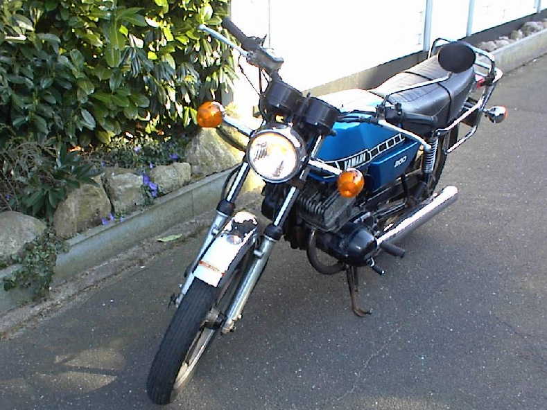yamaha rd200-1.jpg