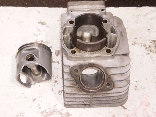 RD350 Zylinder-Kolben spez.jpg