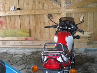 img2445h.jpg