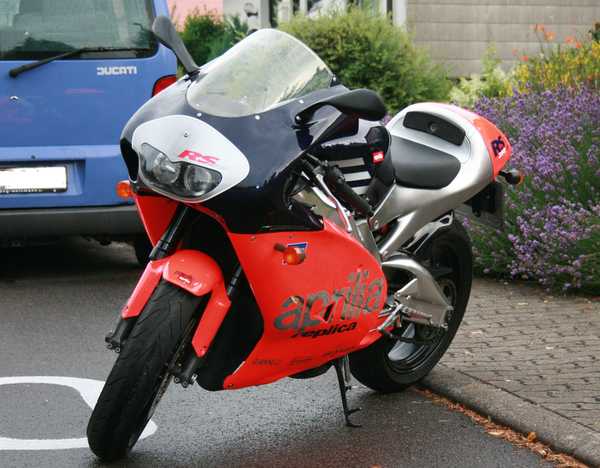 080703_RS250_99er_Rossi_Replica (3).jpg