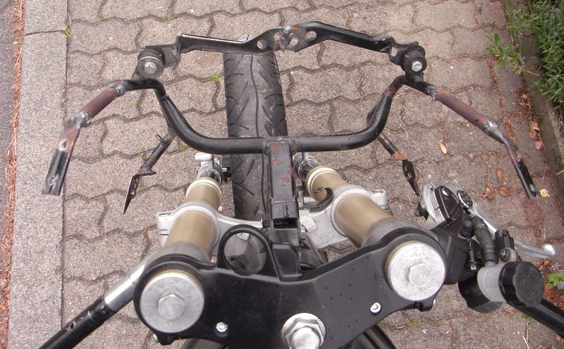 TZR_Cockpit_Rahmen_angepasst (1).jpg