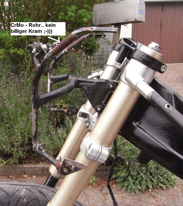 TZR_Cockpit_Rahmen_angepasst (3).jpg
