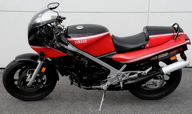 Yamaha RD500 Seite li 600.jpg