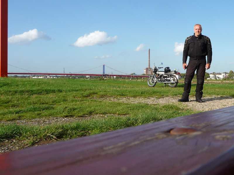 Mit der RD vor dem Rheinorange
