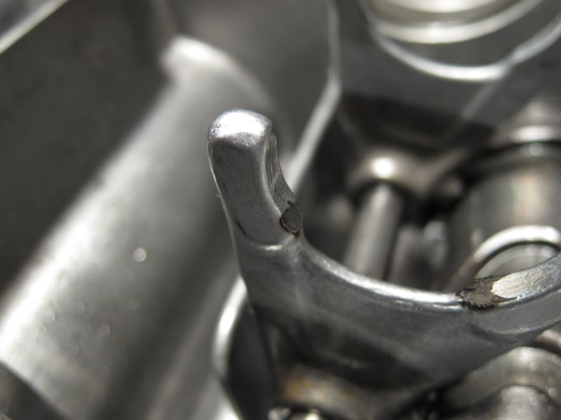 So sieht die eine Schaltgabel aus - die beiden anderen Gabeln erscheinen OK.