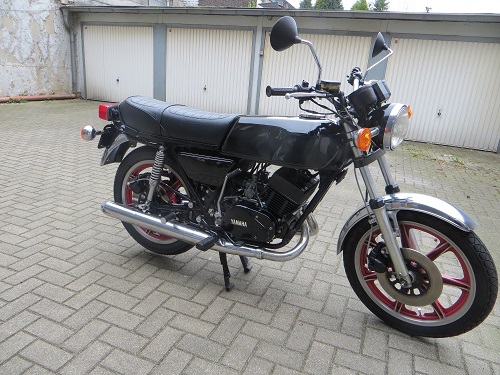 meine RD250fertig1kein.jpg
